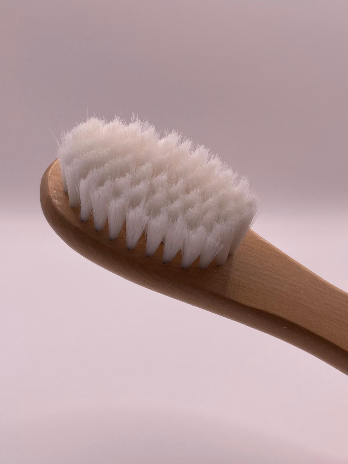 Brosse visage