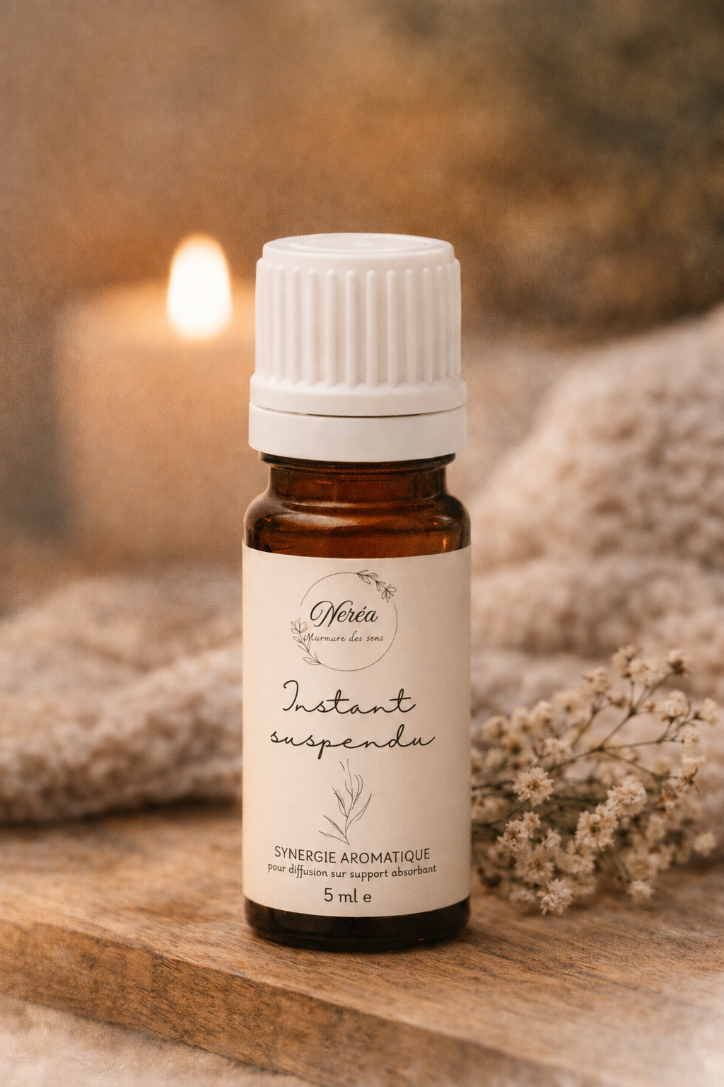 Flacon 5 ml de la synergie d'aromathérapie Instant Suspendu NERÉA, format découverte, fabriqué à Massiac dans le Cantal